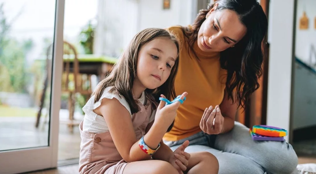 "Όταν έμαθα πως το παιδί μου είναι στο φάσμα – Πώς κατάφερα να το διαχειριστώ"