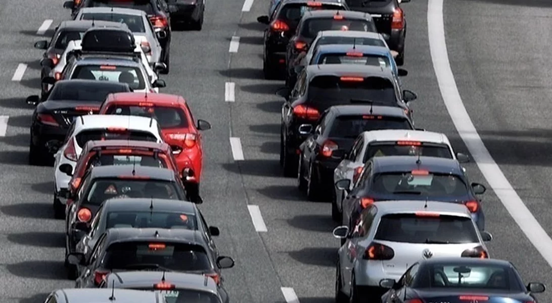 "Τέλος χρόνου" για τα τέλη κυκλοφορίας - Ποιες φορολογικές υποχρεώσεις πρέπει να πληρωθούν σήμερα