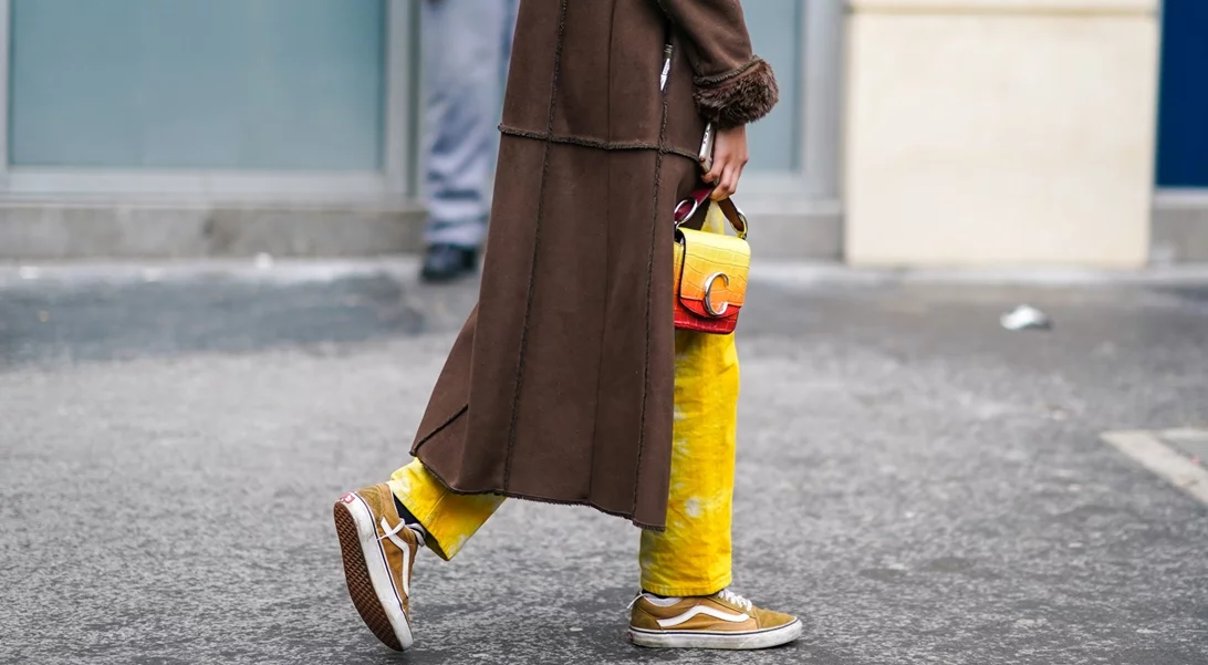 Εσύ θα φορούσες τα Vans σου σ' ένα πάρτι ή night out; Τα δυο ζευγάρια που θα σε πείσουν