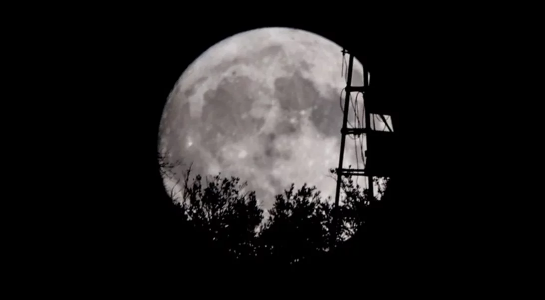 Ερχεται η τελευταία υπερπανσέληνος του 2024 - Πότε θα δούμε το "Φεγγάρι του Κάστορα"