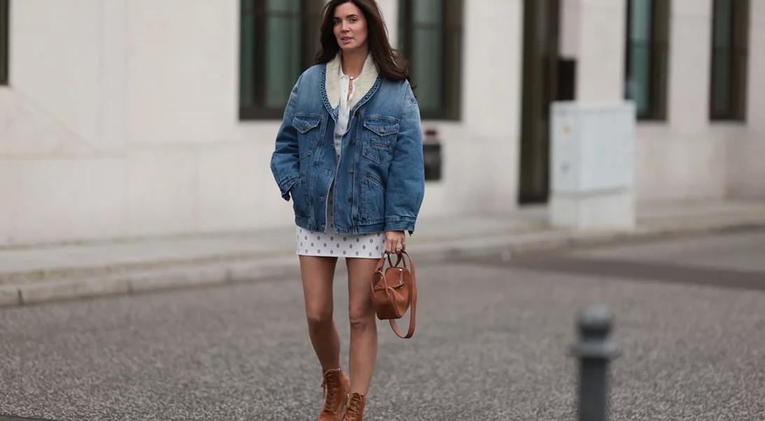 Το διαχρονικό denim jacket είναι σε έκπτωση στην Marks & Spencer | Το απόλυτο must-have της άνοιξης