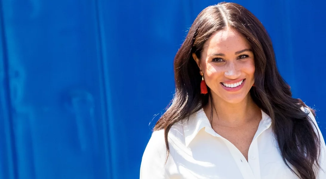 Ο "royal" τρόπος για να φορέσεις ένα tank top