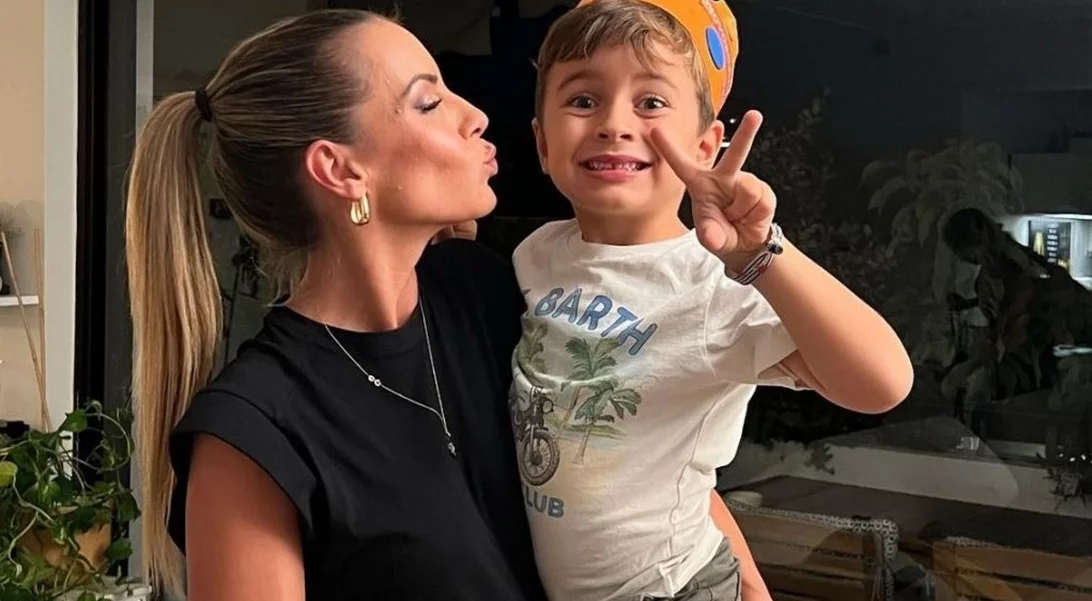 "Μαρία Λουίζα, ποιο είναι το αγαπημένο βιβλίο του γιου σου;"