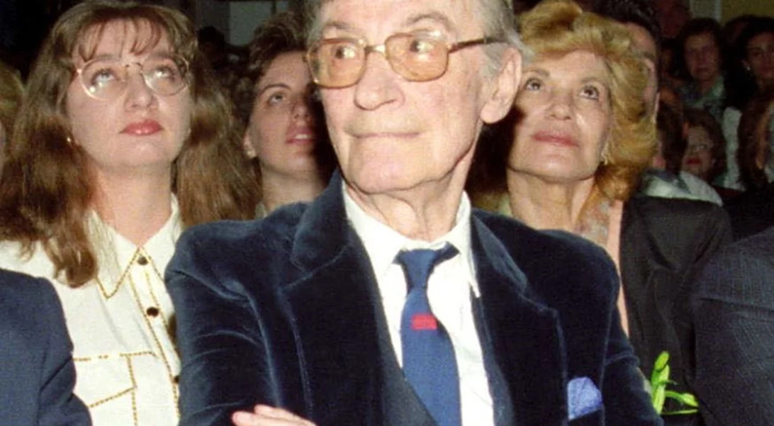 Σπάνια εμφάνιση για τις κόρες του Ντίνου Ηλιόπουλου