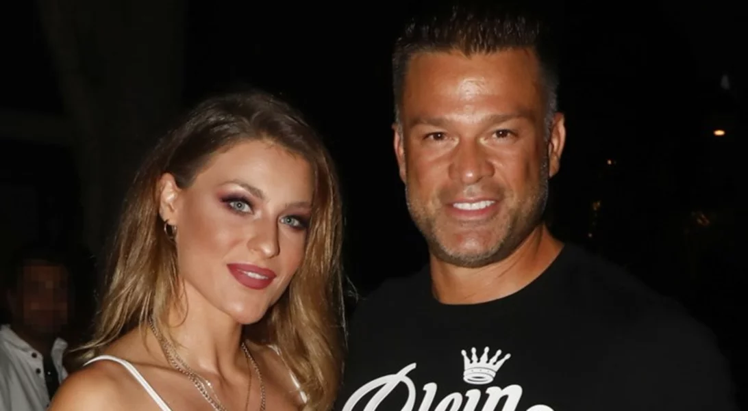 Κώστας Σόμμερ | Η σύντροφός του δείχνει την φουσκωμένη κοιλίτσα της λίγο πριν γεννήσει