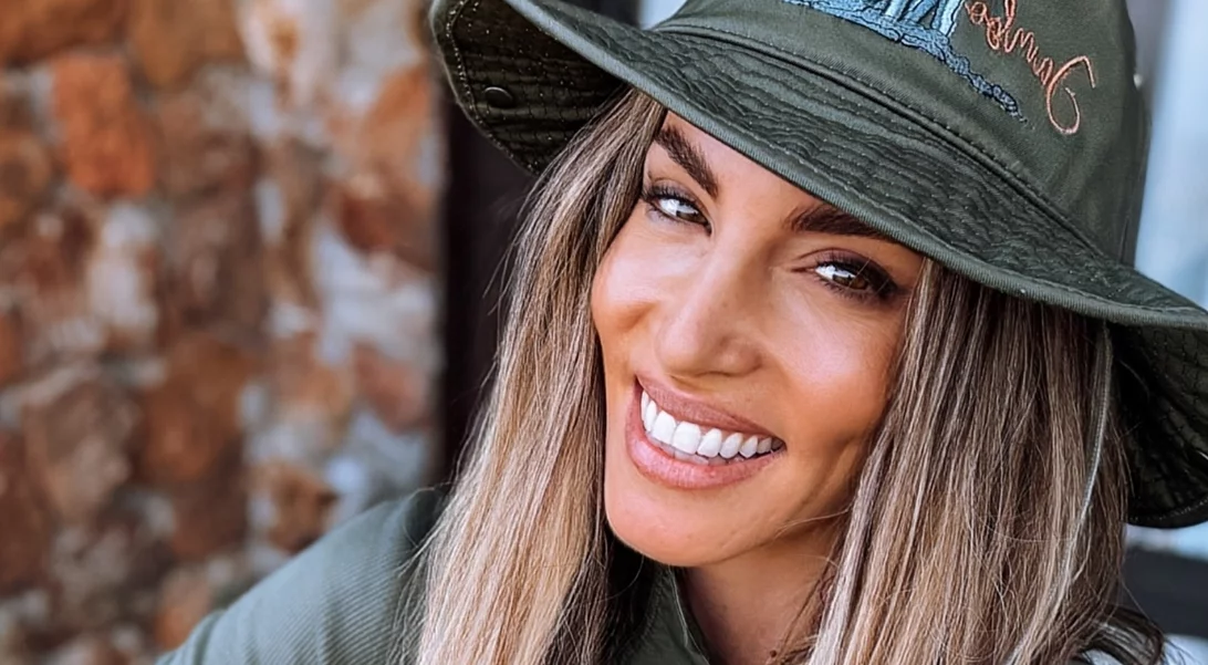 Η Αθηνά Οικονομάκου πήγε για safari | Το ξεχωριστό look και τα στιγμιότυπα από την άγρια φύση