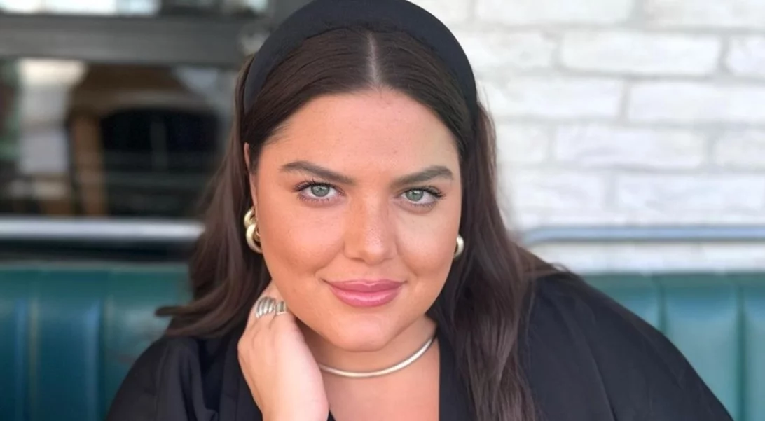 Η Δανάη Μπάρκα με το μανικιούρ που υιοθετούν όλο και περισσότερες celebrities