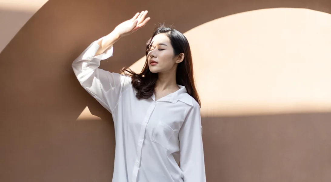 5 λεπτόρρευστα αντηλιακά προσώπου που απορροφώνται σε 1'' από την επιδερμίδα