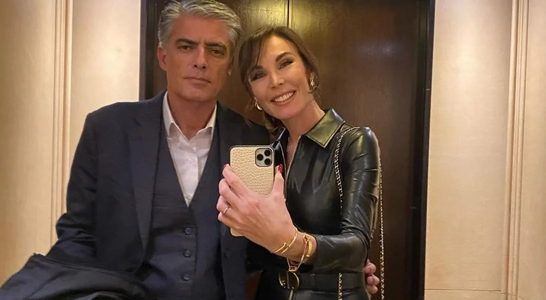 Νυχτοπερπατήματα για τη Τατιάνα Στεφανίδου και τον Νίκο Ευαγγελάτο