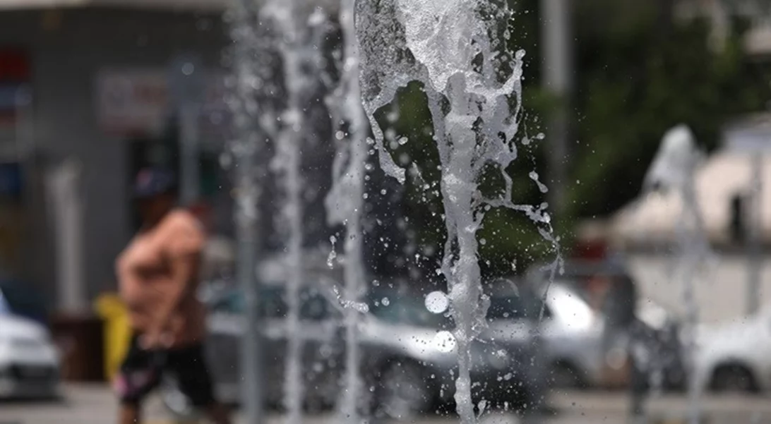 Στο "κόκκινο" σήμερα και αύριο ο υδράργυρος - Οδηγίες για την αντιμετώπιση της θερμικής καταπόνησης των εργαζομένων