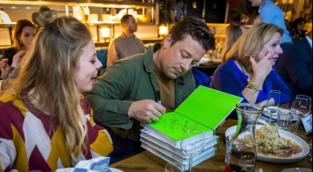 Το παιδικό βιβλίο του Jamie Oliver αποσύρεται λόγω αντιδράσεων