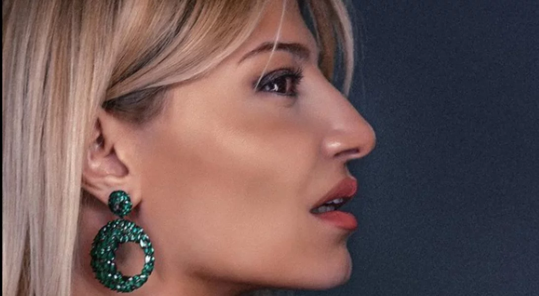 Φαίη Σκορδά | Ποζάρει χωρίς μακιγιάζ και αποδεικνύει ότι είναι εξίσου όμορφη