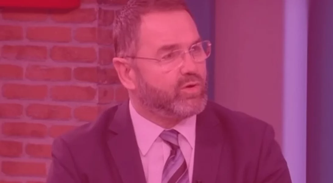 "Σταύρο Μπαλάσκα, μήπως να πας εσύ στην κουζίνα σου;"