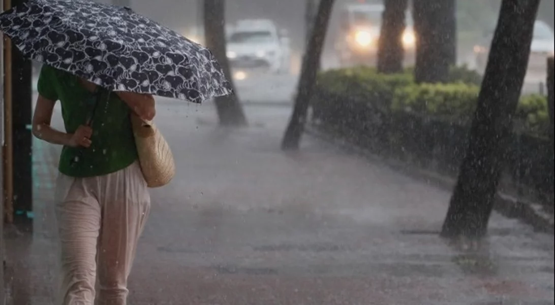 Ισχυρές βροχές και καταιγίδες - Ποιες περιοχές βρίσκονται στο επίκεντρο