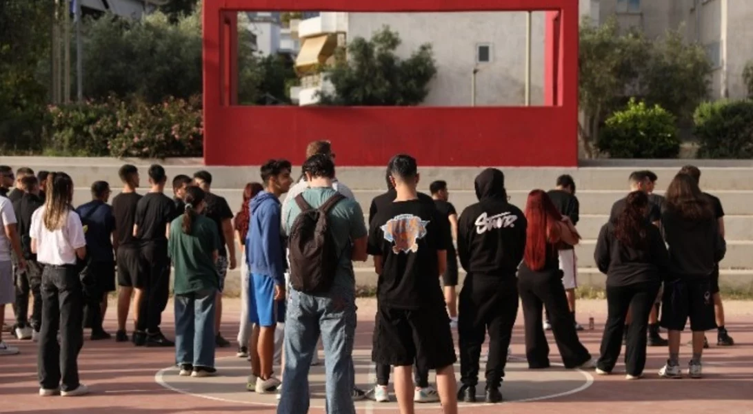 Πανελλαδικές Εξετάσεις 2025 | Η σημασία της μουσικής, το θέμα των Νέων Ελληνικών (ΕΠΑΛ)