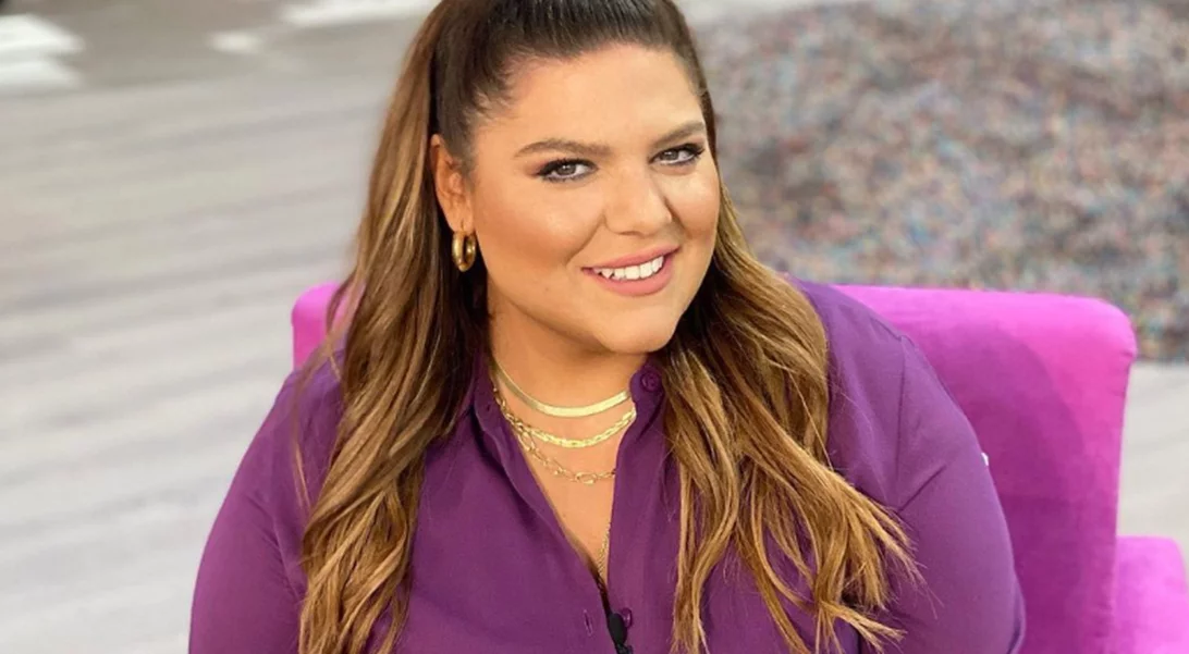 Δανάη Μπάρκα | Η παρουσιάστρια άλλαξε τα μαλλιά της