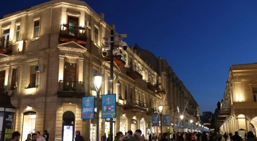 Ένας Γάλλος, που έχει φυλακιστεί για γκραφίτι στο μετρό του Μπακού, έλαβε προεδρική χάρη