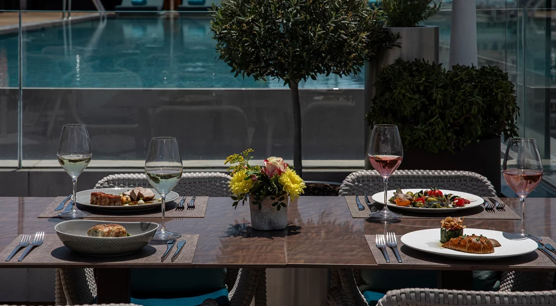 World Cocktail Month | Το Atnens Capital Hotel – MGallery Collection γιορτάζει την έναρξη του καλοκαιριού