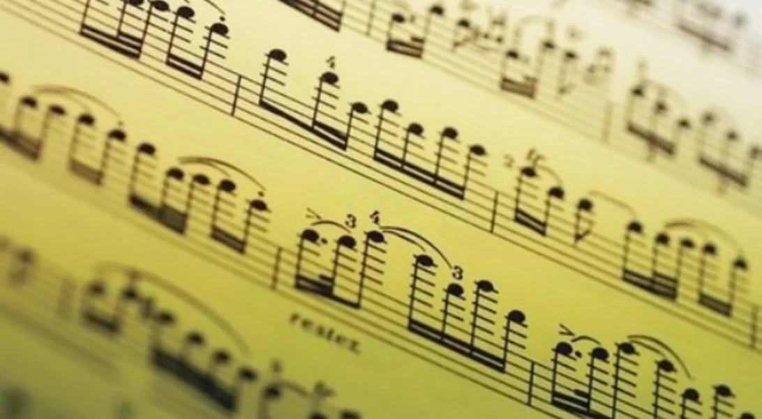 Oι μελωδίες δημοφιλών τραγουδιών γίνονται πιο απλές με την πάροδο των χρόνων, σύμφωνα με έρευνα
