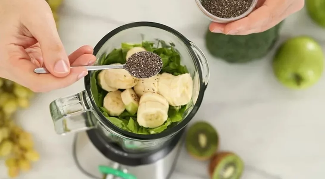 Μη συνδυάσεις ποτέ μπανάνα και σπόρους τσία... εκτός αν θέλεις να χάσεις κιλά