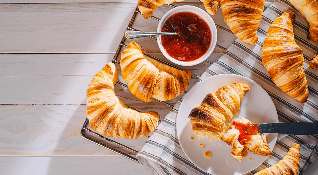 Τα εύκολα κρουασάν χωρίς ζάχαρη του Άκη Πετρετζίκη