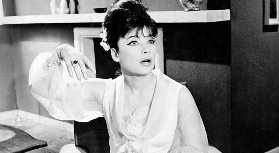 Τζένη Καρέζη | Το σπάνιο φωτογραφικό ντοκουμέντο με τον Κώστα Καζάκο και τον γιο τους, Κωνσταντίνο