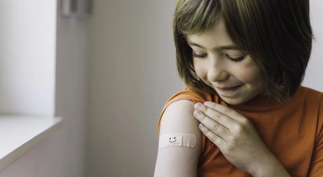 Παιδικά εμβόλια και αυτισμός | Η νέα διατύπωση του CDC και τι πρέπει να γνωρίζουν οι γονείς