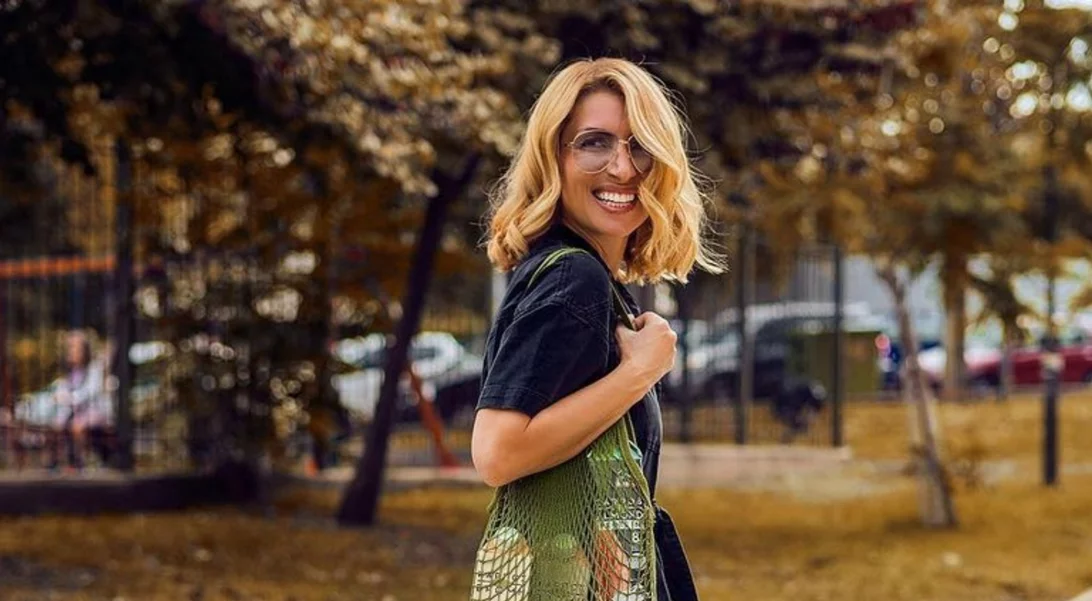 Η σαλοπέτα της Μαρίας Ηλιάκη θα σου λύσει τα χέρια στο styling του ταξιδιού