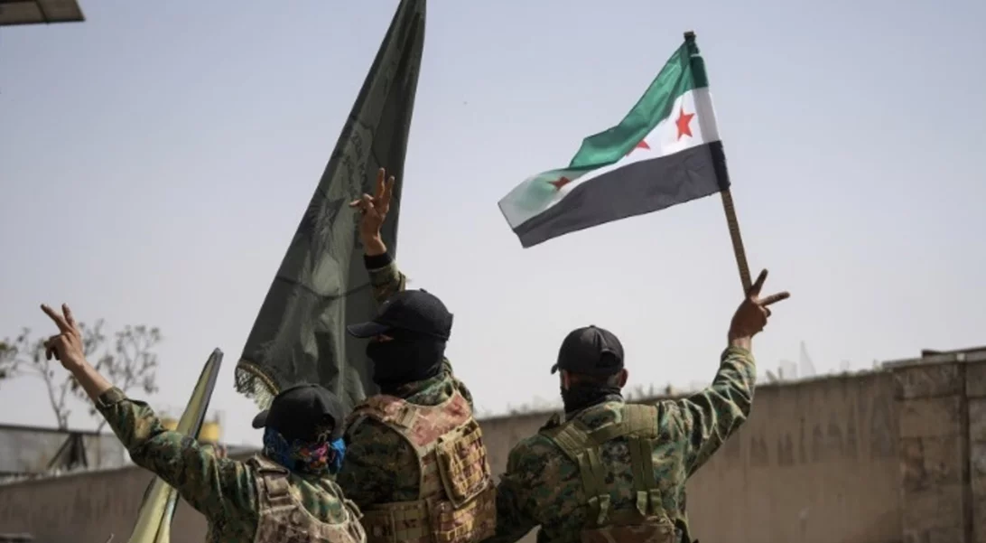 Επιδρομές σε "πυρήνες" του Ισλαμικού Κράτους ενόψει της συνάντησης Αλ Σάρα - Τραμπ