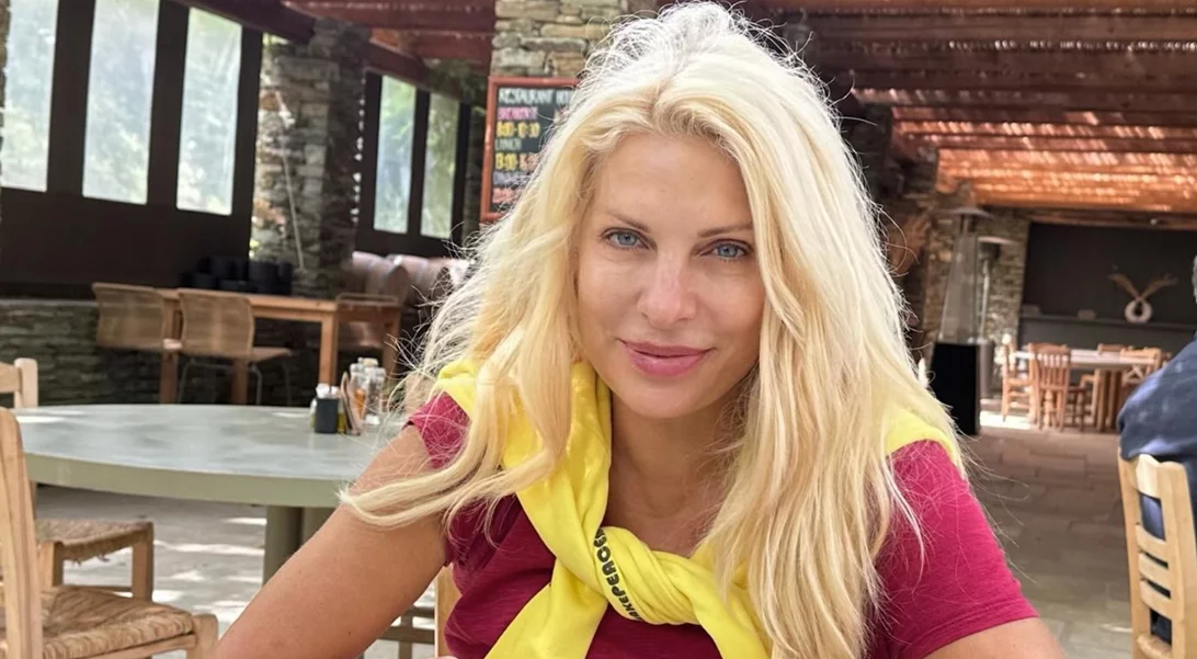 Ελένη Μενεγάκη | Αγκαλιά με τον Μάκη Παντζόπουλο και την κόρη τους, Μαρίνα στο πιο cute στιγμιότυπο