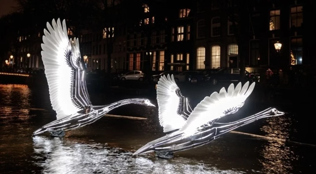 Το Φεστιβάλ Φωτός μετατρέπει το Άμστερνταμ σε υπαίθριο Μουσείο