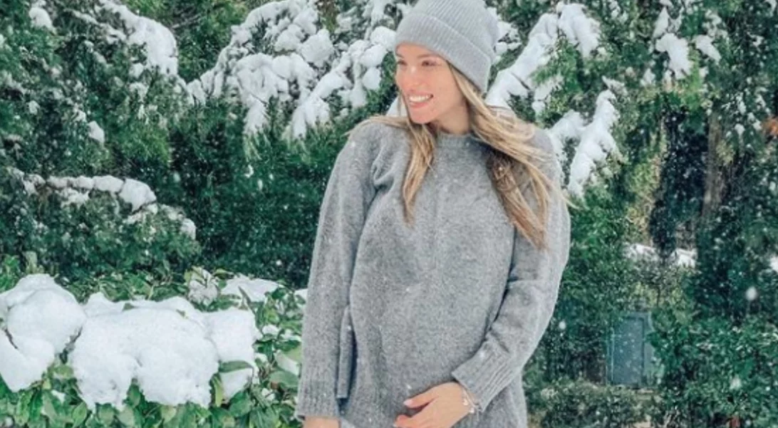 "Ξεκούραση τώρα" | Η εξάντληση της Αθηνάς Οικονομάκου στον έβδομο μήνα της εγκυμοσύνης