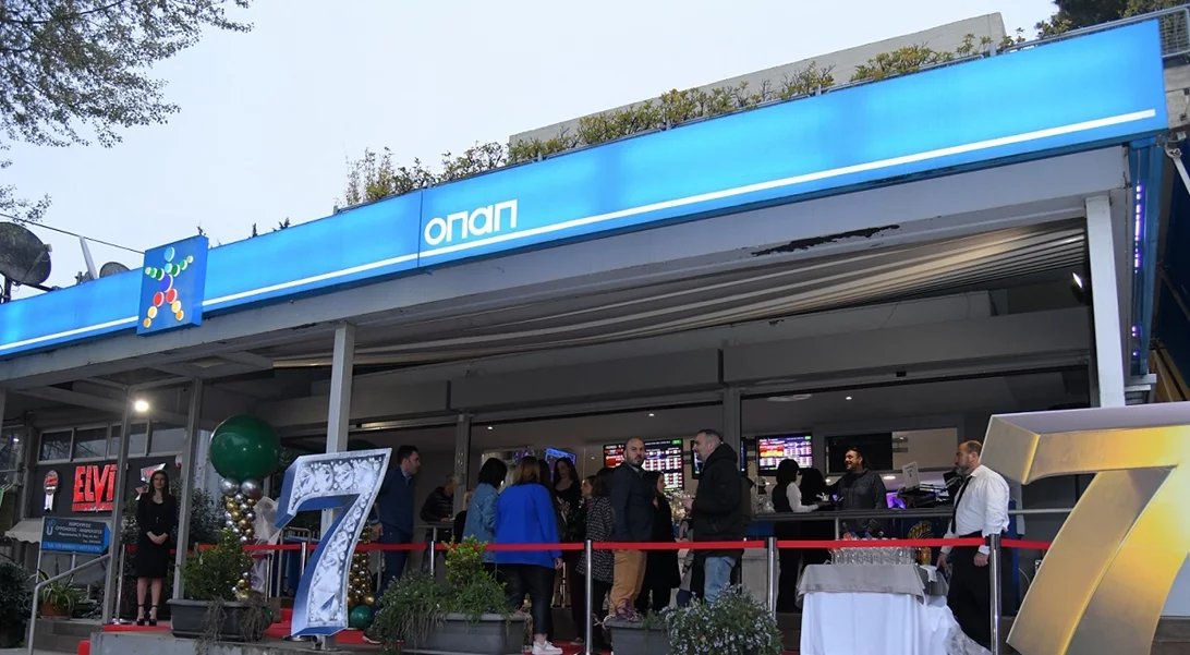 Βραδιά-έκπληξη από το ΣΚΡΑΤΣ σε κατάστημα ΟΠΑΠ στην Κηφισιά – Κέρδη έως και 1.000.000 ευρώ από την οικογένεια λαχνών "ΕΦΤΑΡΙΑ"