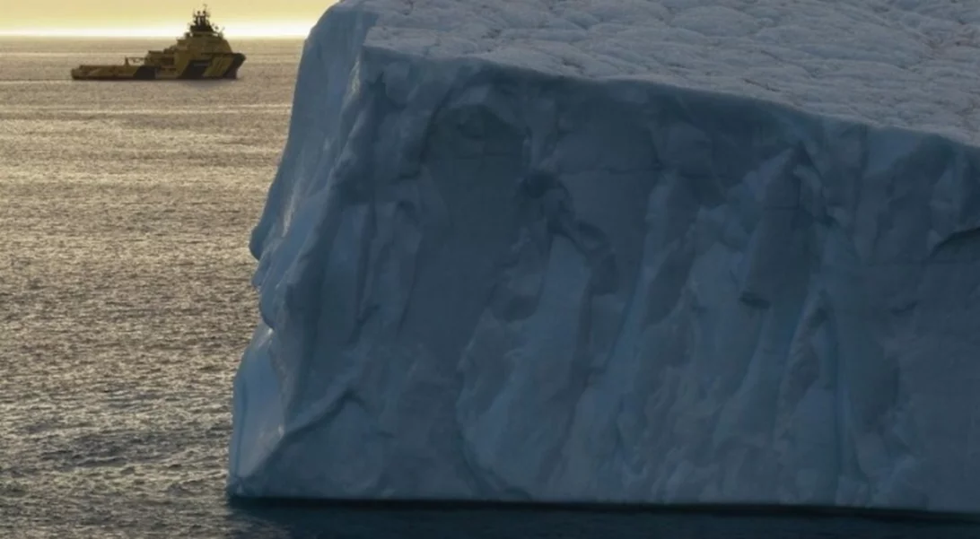 Γαλλία | Το παγόβουνο A23a, κάποτε το μεγαλύτερο στον κόσμο, λιώνει με ταχείς ρυθμούς