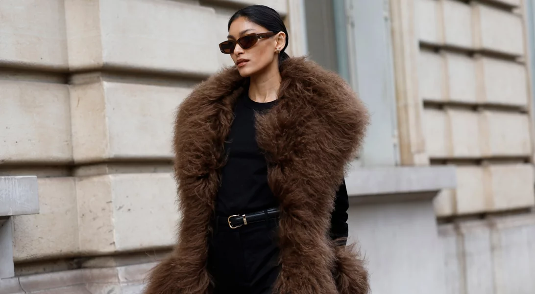 Αυτές οι slingback γόβες από τη Zara είναι στο χρώμα της σεζόν και κοστίζουν μόλις 29,95 ευρώ