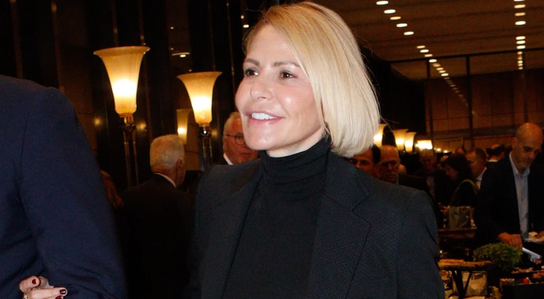 Τζένη Μπαλατσινού | Φωτογραφίζει τον γιο της, Παναγιώτη-Αντώνιο να κάνει τοξοβολία