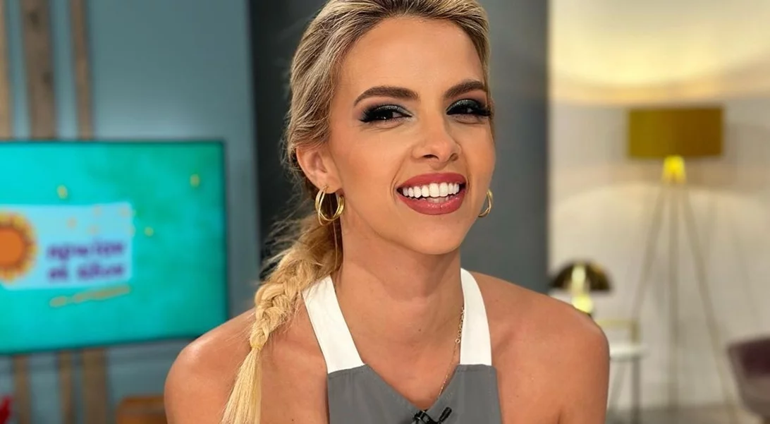 Η Τζένη Μελιτά με το "γυμνό" μανικιούρ που λατρεύουν οι πιο κομψές γυναίκες