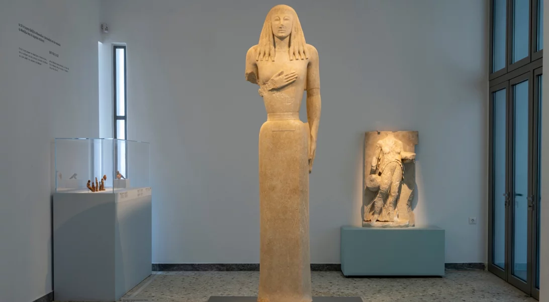 Η έκθεση του Μουσείου Κυκλαδικής Τέχνης "Κυκλαδίτισσες" ταξιδεύει στη Σαντορίνη