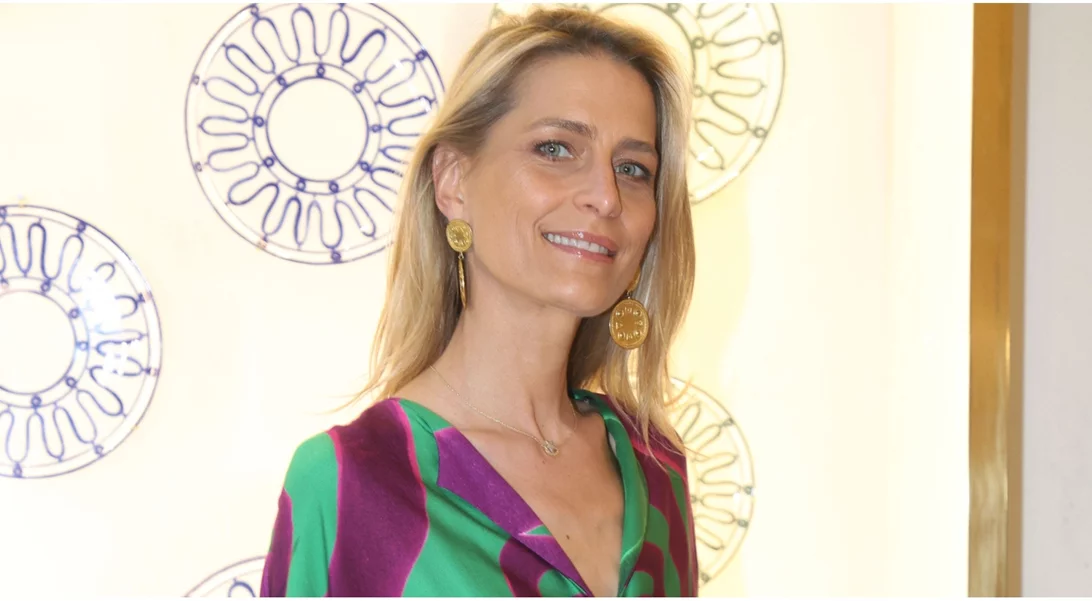 H Τατιάνα Μπλάτνικ με το πιο κομψό παντελόνι του φθινοπώρου στα γενέθλια του αδελφού της