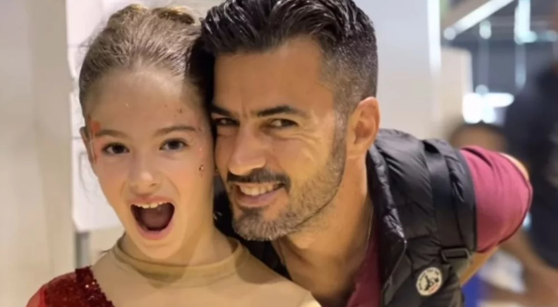 Ο Γιάννης Τσιμιτσέλης γιορτάζει τα γενέθλια της κόρης του, Εύας - Το καρέ με αδημοσίευτες φωτογραφίες τους