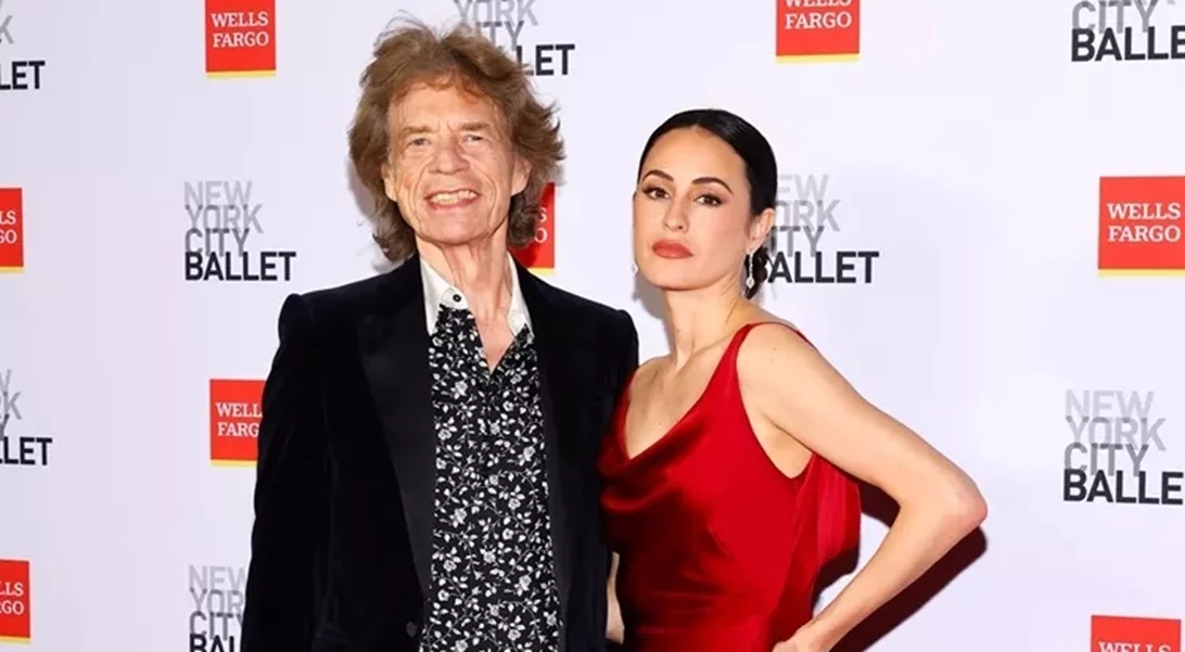 Mick Jagger | Σπάνια βραδινή εμφάνιση με την 38χρονη σύντροφο και μητέρα του όγδοου παιδιού του