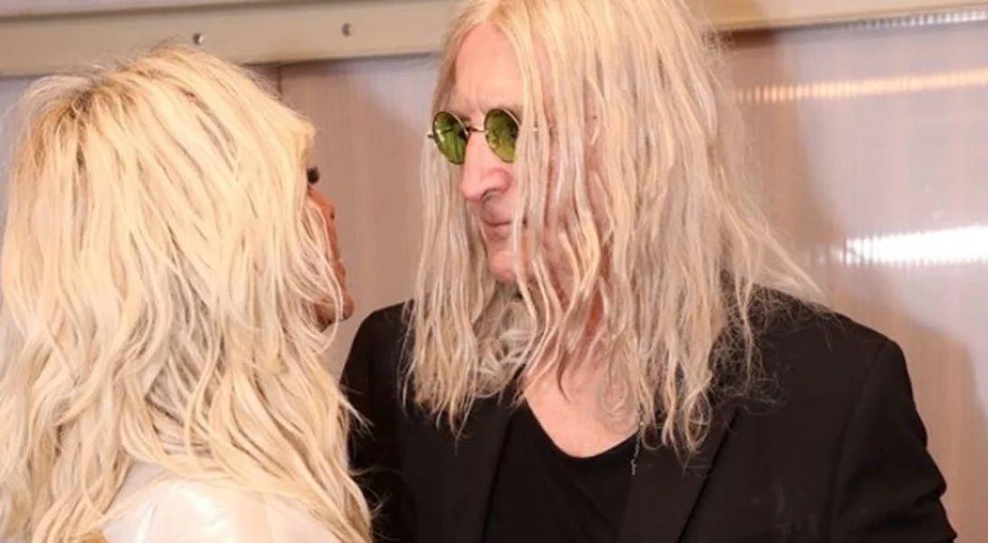 Νίκος Καρβέλας & Έλενα Φερεντίνου | Δείπνο με την Άννα Βίσση και καλούς φίλους στο Λονδίνο