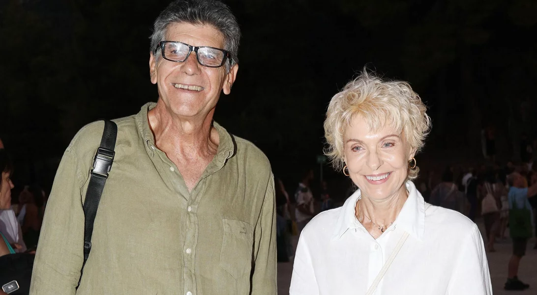 Ναταλία Τσαλίκη & Γιάννης Μπέζος | Με μια σπάνια φωτογραφία αγκαλιασμένοι αποχαιρετούν το καλοκαίρι