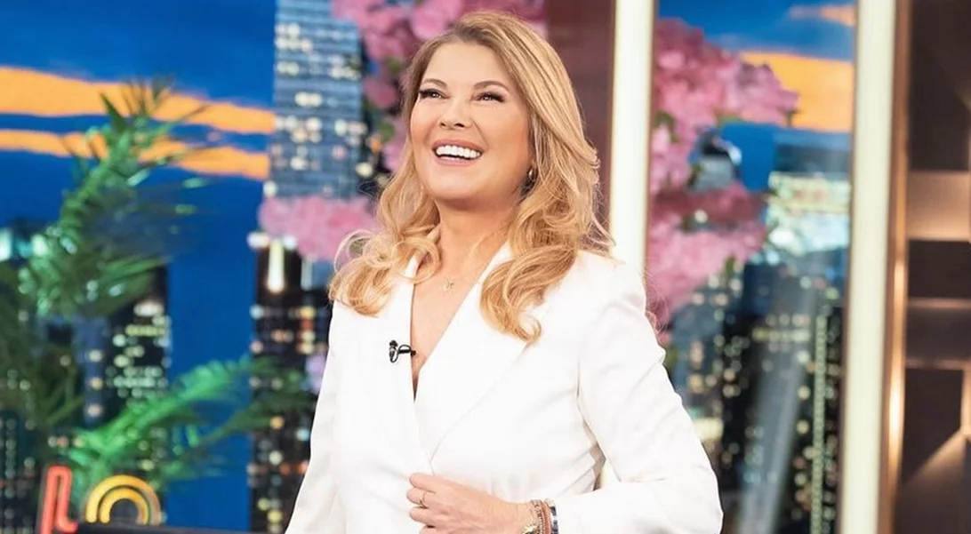 Σπάνια κλικ | Η Σοφία Αλιμπέρτη με σγουρά, καστανά καρέ μαλλιά