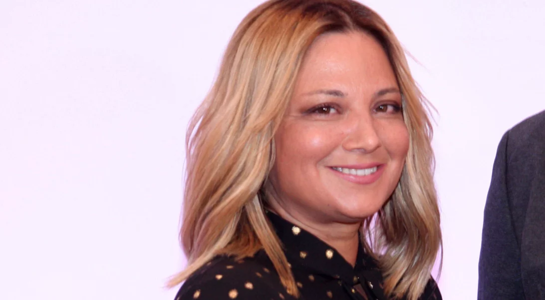 Νάνσυ Ζαμπέτογλου | Η λαμπερή (και πολύ κομψή) εμφάνισή της στον Αστέρα Βουλιαγμένης