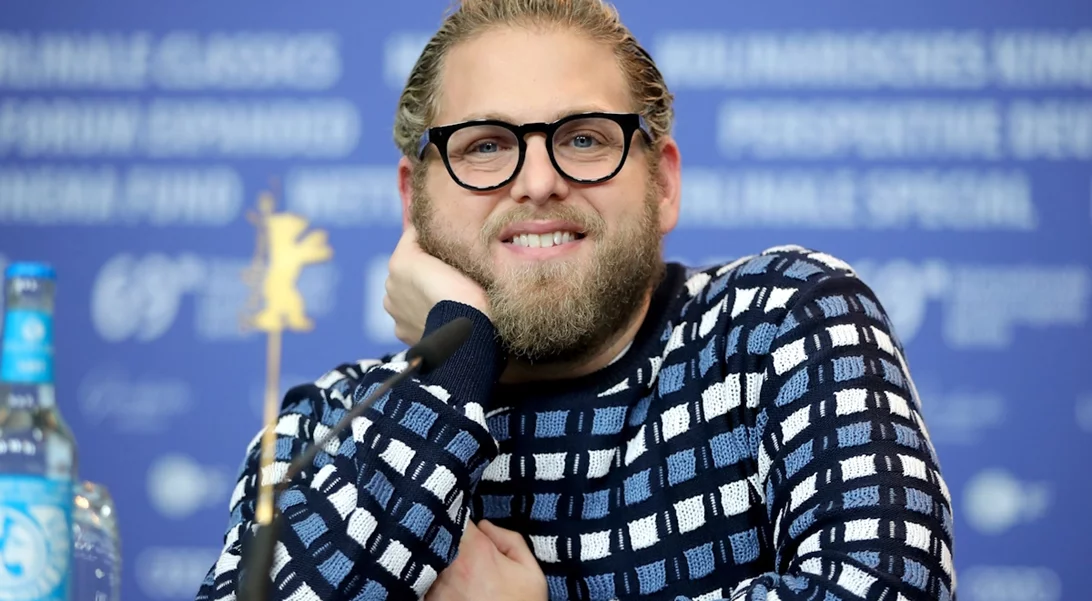 Jonah Hill | Η εντυπωσιακή αλλαγή στην εμφάνισή του για τα γυρίσματα της νέας του ταινίας