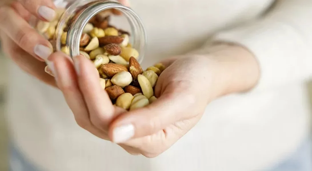 Αυτός ο ξηρός καρπός έχει την περισσότερη πρωτεΐνη από οποιονδήποτε άλλον