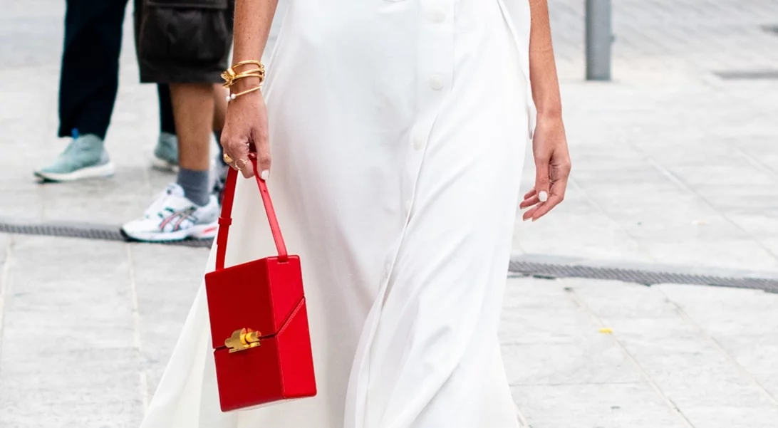 Στην καλοκαιρινή γκαρνταρόμπα σου χρειάζεσαι μόνο αυτές τις 3 τσάντες