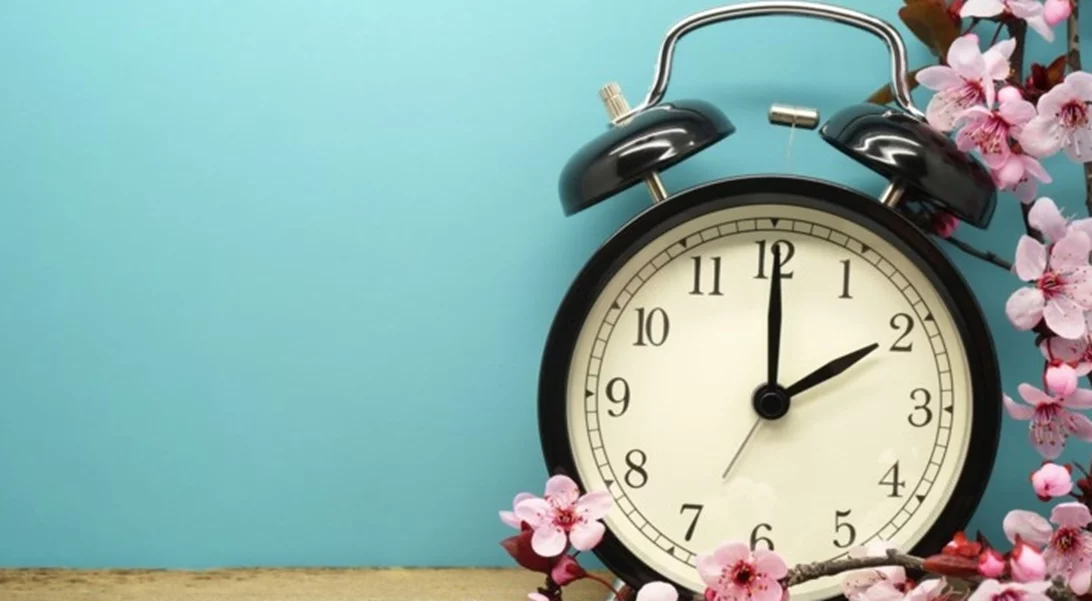 Αλλαγή ώρας: Μια ώρα μπροστά οι δείκτες των ρολογιών τα ξημερώματα της Κυριακής