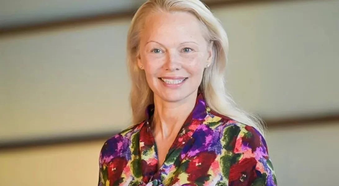 Το προϊόν μακιγιάζ που κάθε γυναίκα άνω των 50 αξίζει να εντάξει στη ρουτίνα της